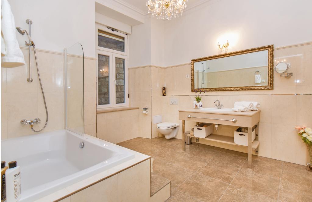 Luxury Seafront Apartment Banje Dubrownik Zewnętrze zdjęcie